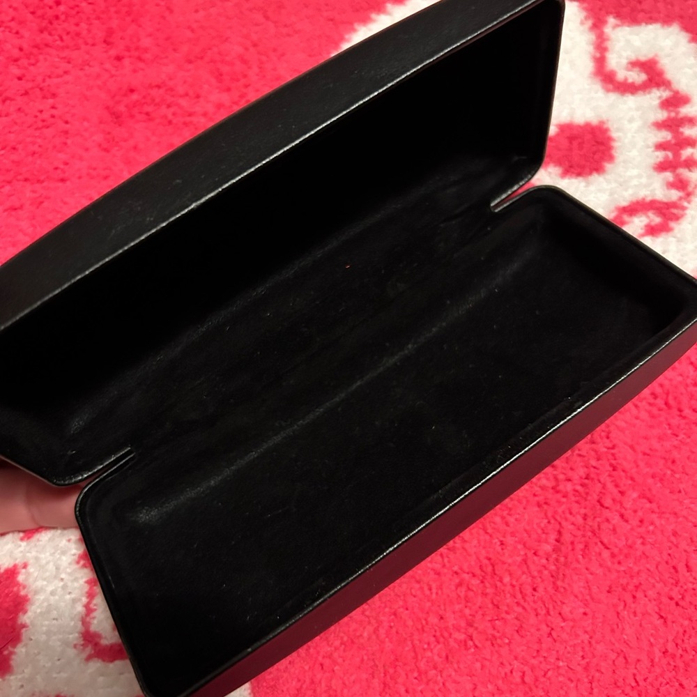 Glasses case